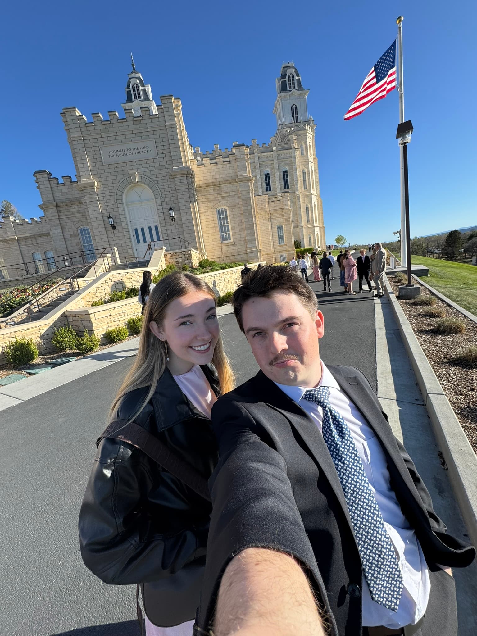 Couple selfie at the LDS temple